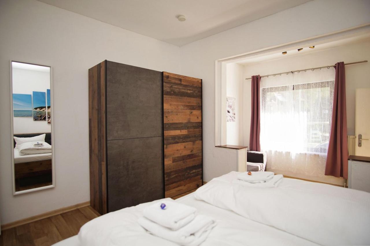 Ferienhus Baabe Fewo 01 Terrasse, Sauna- Und Schwimmbadnutzung Im Ahoi Sellin Exterior foto